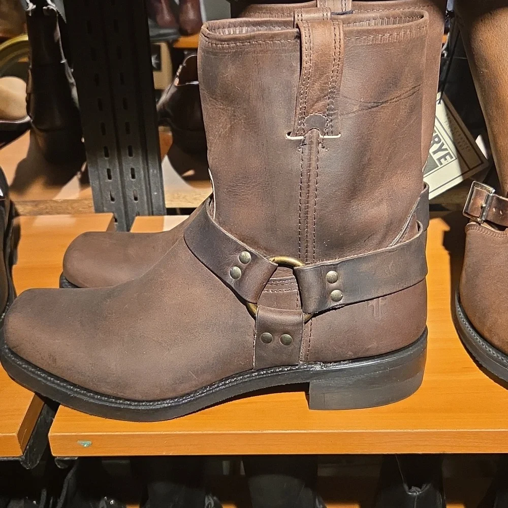 Mens FRYE Short Gaucho Harness Boots - Picture 2 of 6